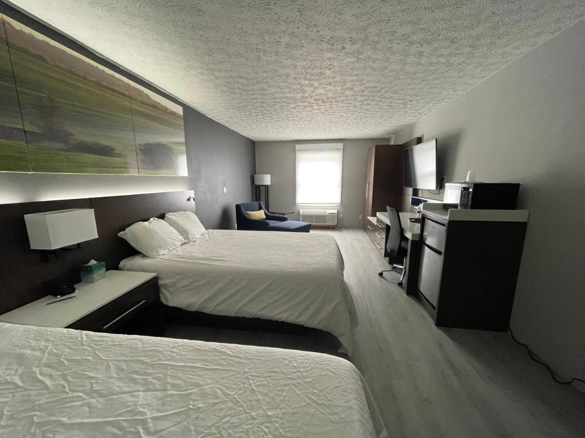 Luxor Inn & Suites, A Travelodge By Wyndham Elkins Bagian luar foto